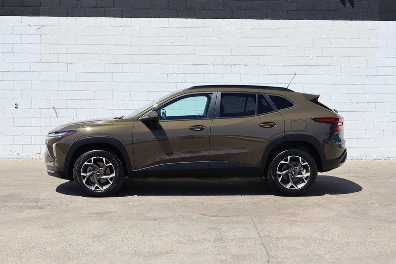 Chevrolet Trax Vehicle Full-screen Gallery Image 10