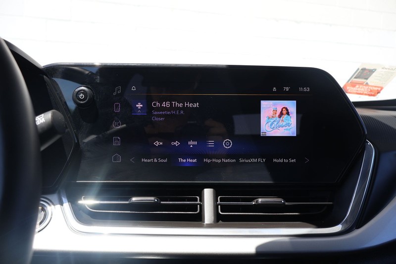 Chevrolet Trax Vehicle Full-screen Gallery Image 27