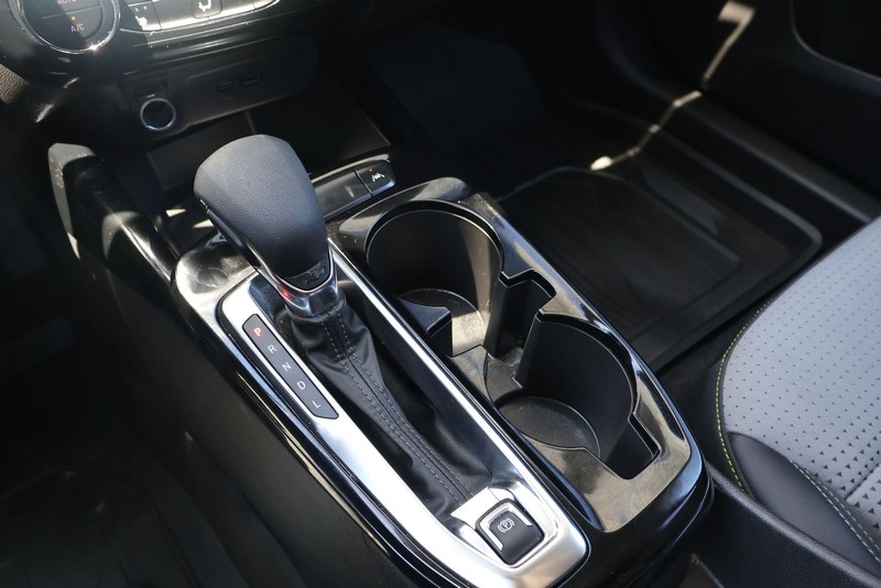Chevrolet Trax Vehicle Full-screen Gallery Image 29