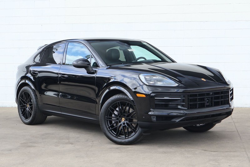 Porsche Cayenne Vehicle Full-screen Gallery Image 01