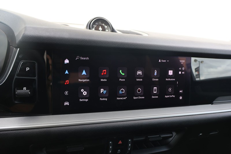Porsche Cayenne Vehicle Full-screen Gallery Image 32