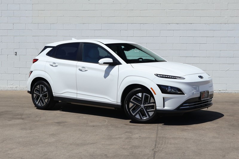 Hyundai Kona Electric Vehicle Full-screen Gallery Image 01