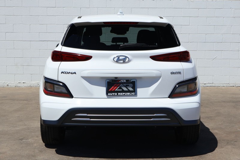 Hyundai Kona Electric Vehicle Full-screen Gallery Image 06