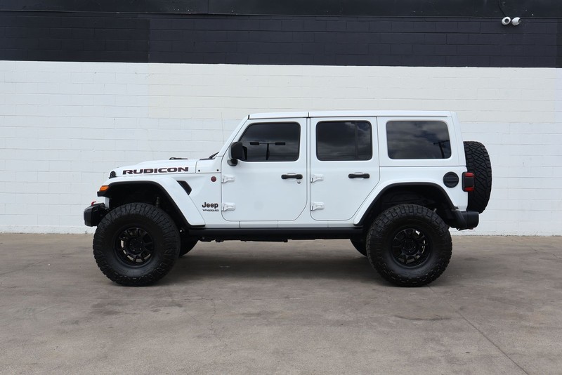 Jeep Wrangler Unlimited Vehicle Full-screen Gallery Image 10