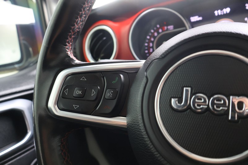 Jeep Wrangler Unlimited Vehicle Full-screen Gallery Image 25