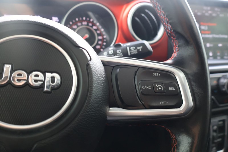 Jeep Wrangler Unlimited Vehicle Full-screen Gallery Image 26