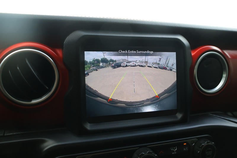 Jeep Wrangler Unlimited Vehicle Full-screen Gallery Image 29