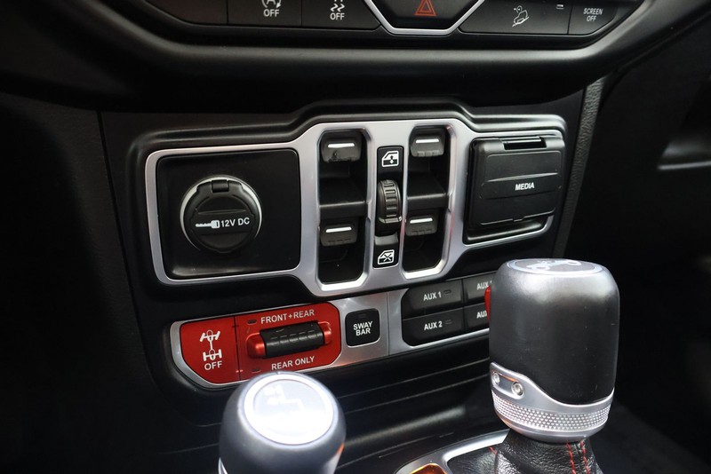 Jeep Wrangler Unlimited Vehicle Full-screen Gallery Image 31