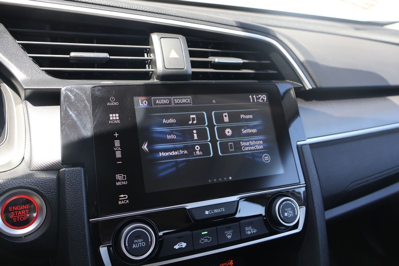 Honda Civic Sedan Vehicle Full-screen Gallery Image 27