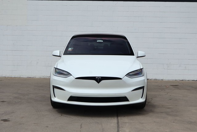 2022 Tesla Model X Plaid's photo