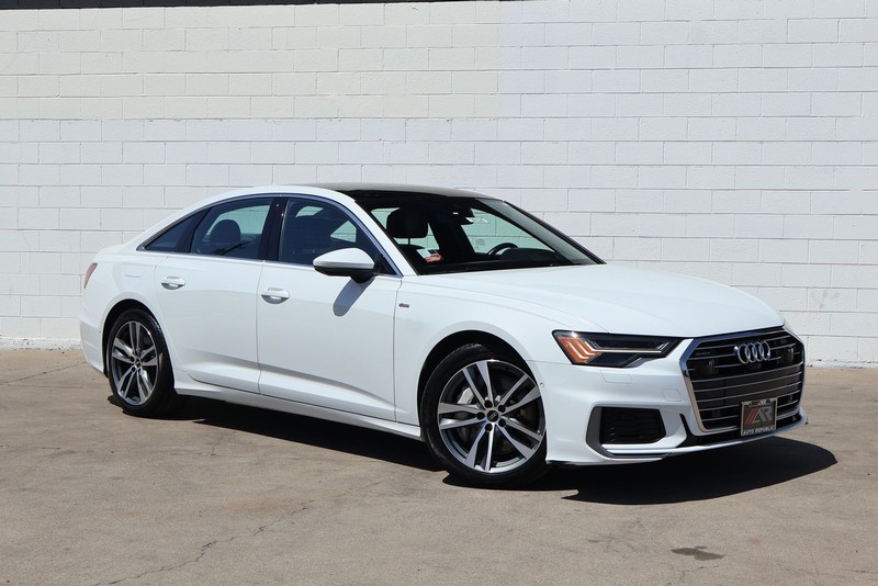 Audi A6 Vehicle Full-screen Gallery Image 01