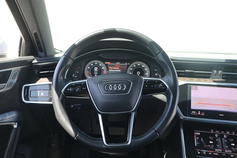 Audi A6 Vehicle Full-screen Gallery Image 25