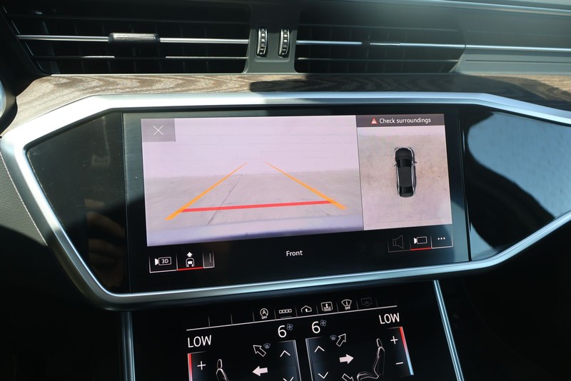 Audi A6 Vehicle Full-screen Gallery Image 30