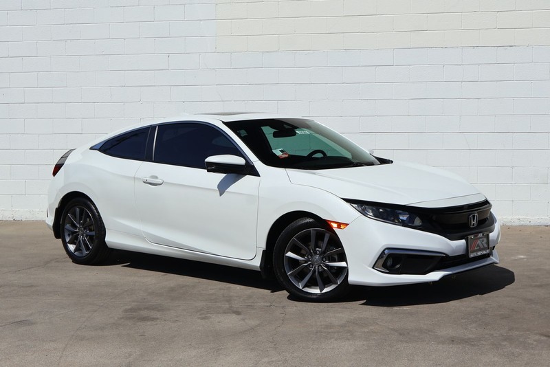 Honda Civic Coupe Vehicle Full-screen Gallery Image 01