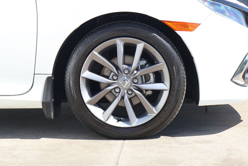 Honda Civic Coupe Vehicle Full-screen Gallery Image 13