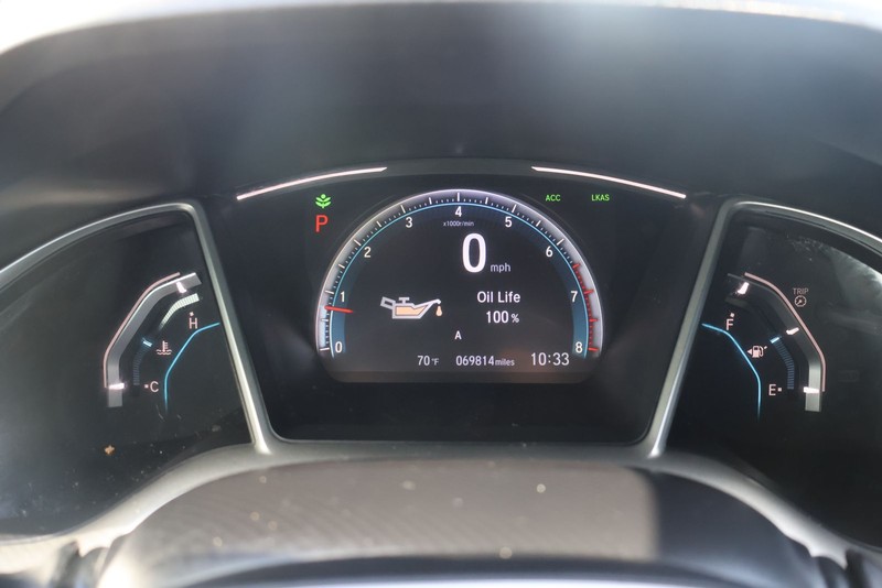 Honda Civic Coupe Vehicle Full-screen Gallery Image 21