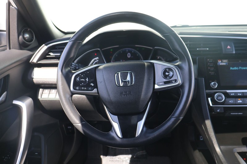 Honda Civic Coupe Vehicle Full-screen Gallery Image 22