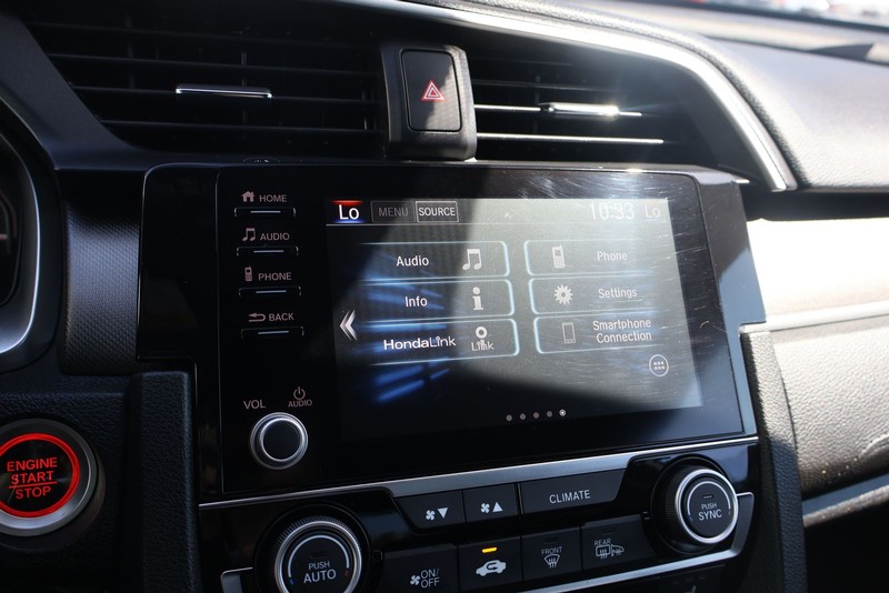 Honda Civic Coupe Vehicle Full-screen Gallery Image 27