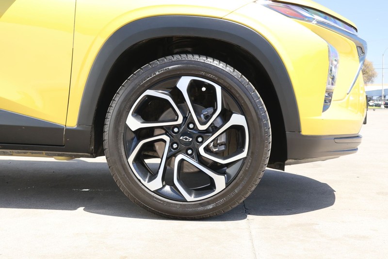 Chevrolet Trax Vehicle Full-screen Gallery Image 13