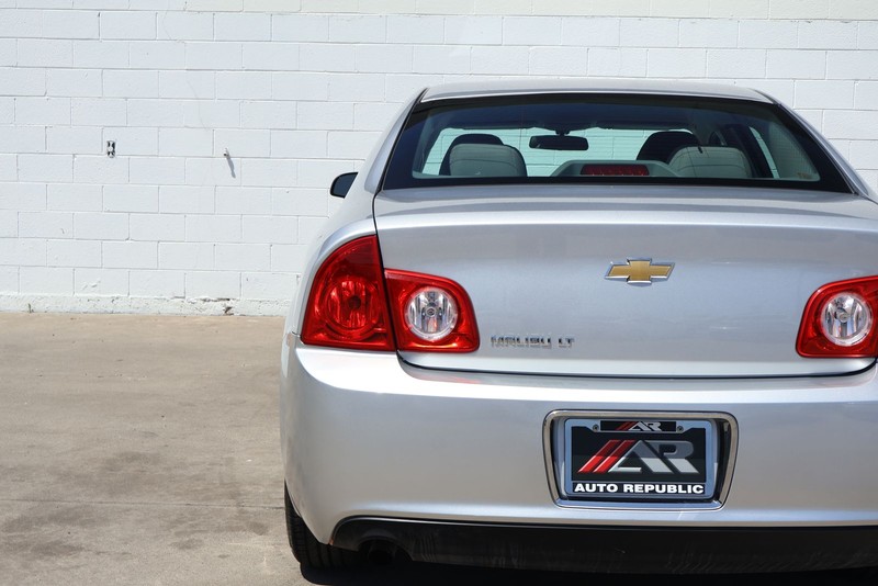 Chevrolet Malibu Vehicle Full-screen Gallery Image 07