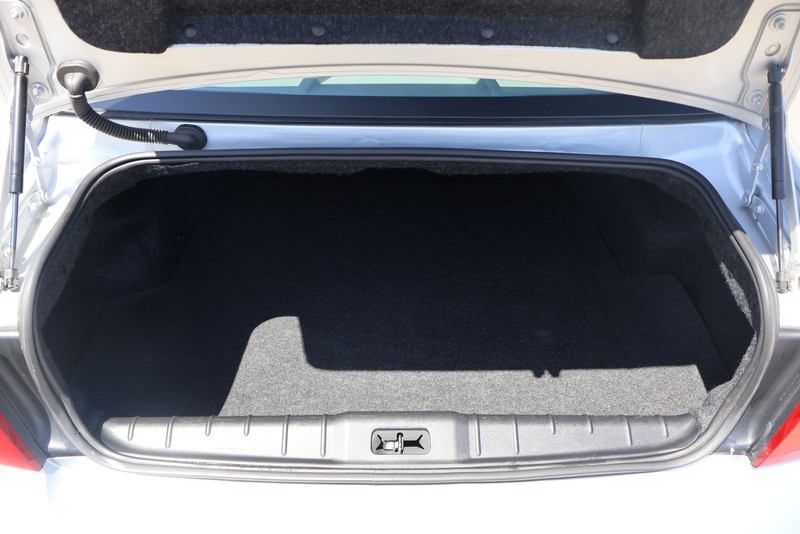 Chevrolet Malibu Vehicle Full-screen Gallery Image 08