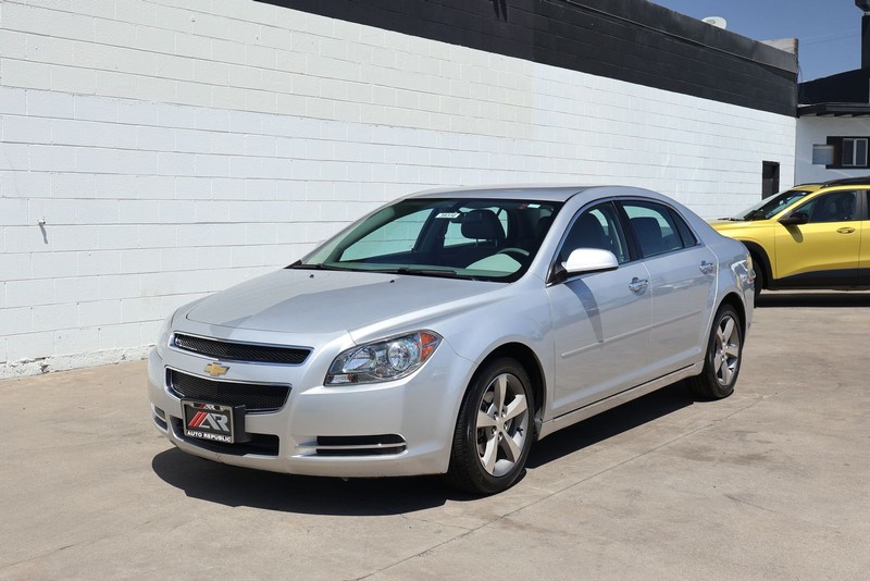 Chevrolet Malibu Vehicle Full-screen Gallery Image 11