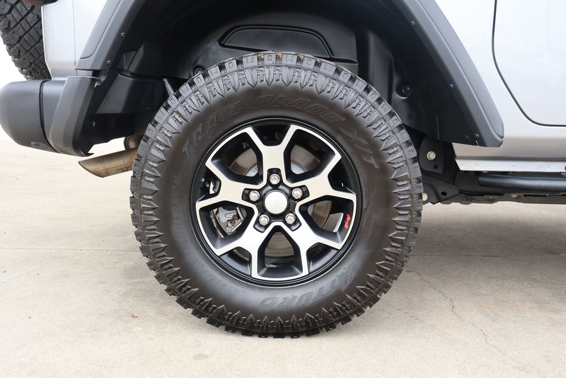 Jeep Wrangler Vehicle Full-screen Gallery Image 16