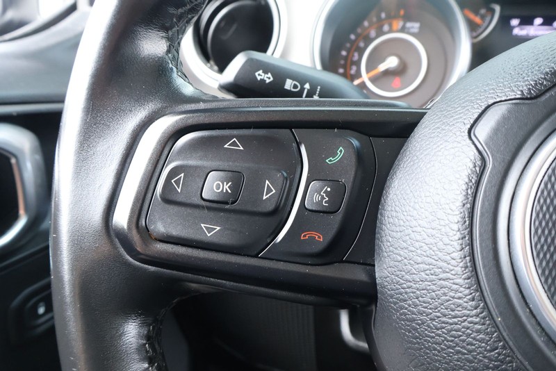 Jeep Wrangler Vehicle Full-screen Gallery Image 29