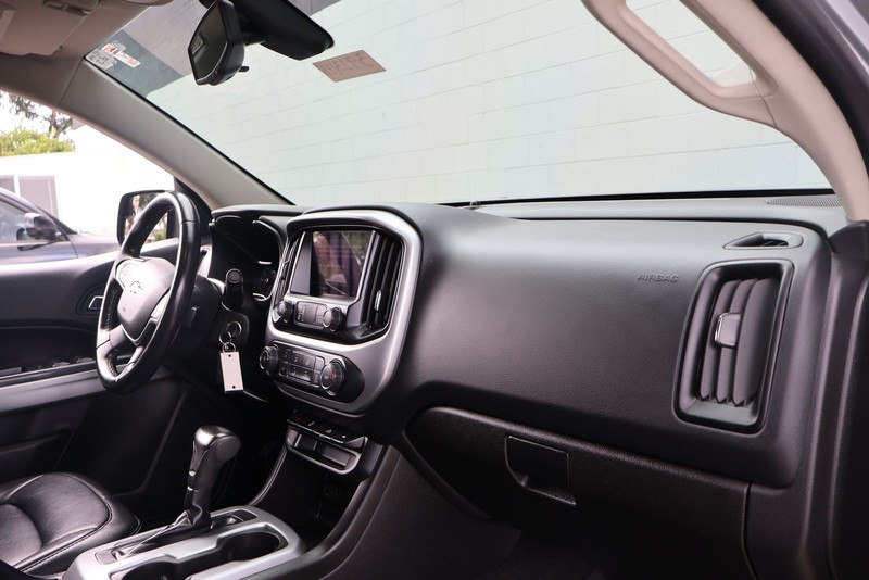 Chevrolet Colorado Vehicle Full-screen Gallery Image 18