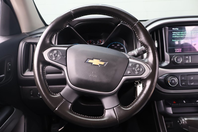 Chevrolet Colorado Vehicle Full-screen Gallery Image 23