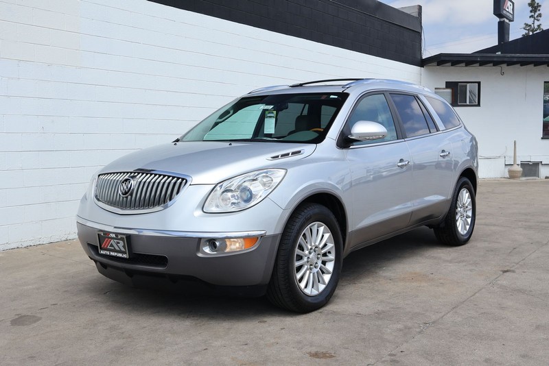 Buick Enclave Vehicle Full-screen Gallery Image 13
