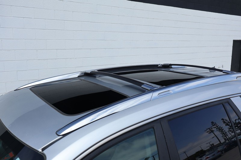 Buick Enclave Vehicle Full-screen Gallery Image 15