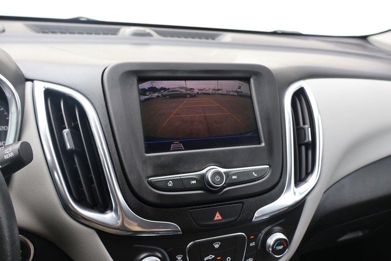 Chevrolet Equinox Vehicle Full-screen Gallery Image 29