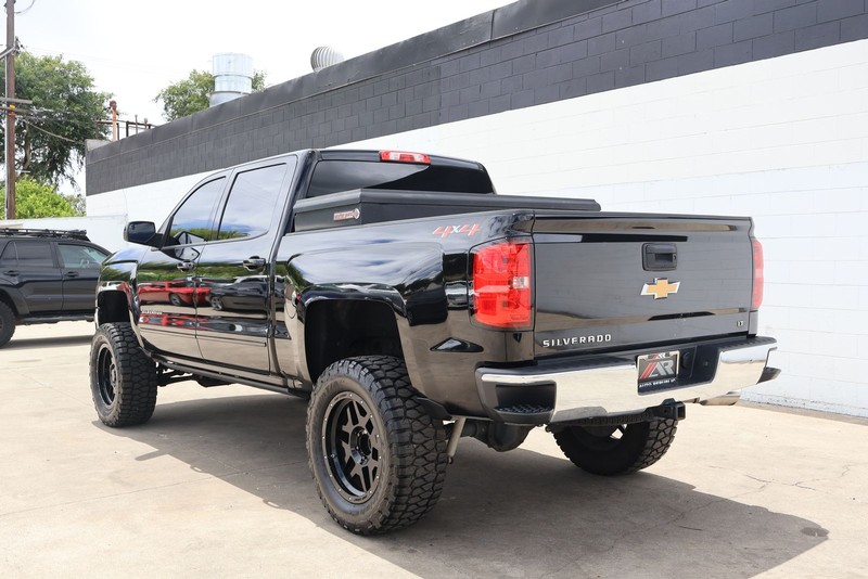 Chevrolet Silverado 1500 Vehicle Full-screen Gallery Image 09