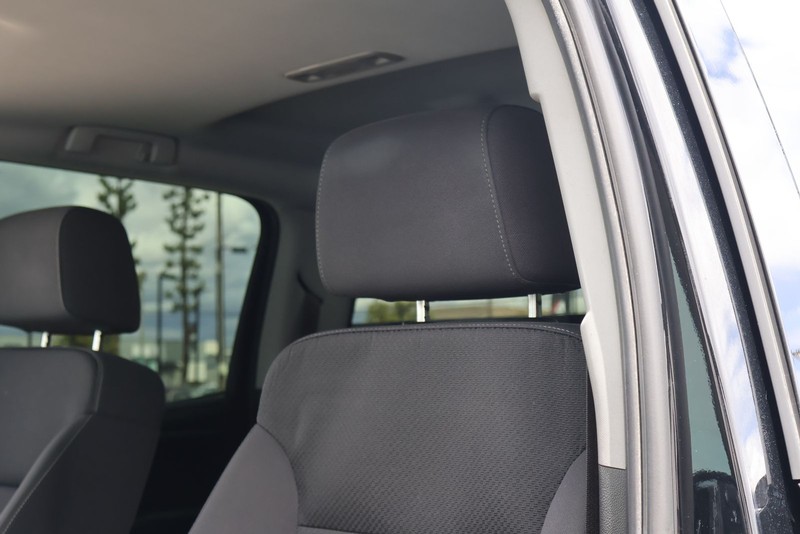 Chevrolet Silverado 1500 Vehicle Full-screen Gallery Image 17