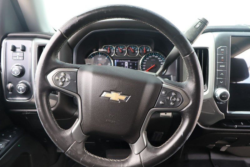 Chevrolet Silverado 1500 Vehicle Full-screen Gallery Image 23