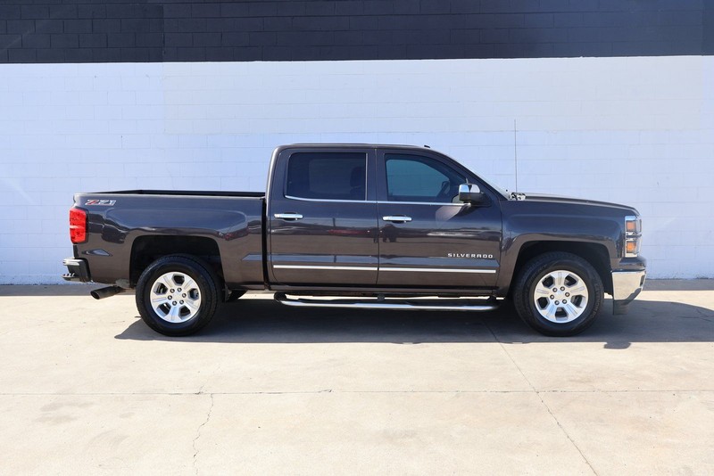 Chevrolet Silverado 1500 Vehicle Full-screen Gallery Image 01