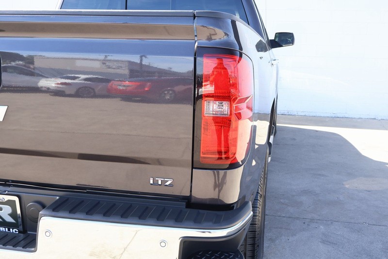 Chevrolet Silverado 1500 Vehicle Full-screen Gallery Image 07