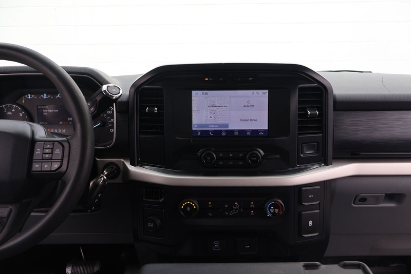 Ford F-150 Vehicle Full-screen Gallery Image 27