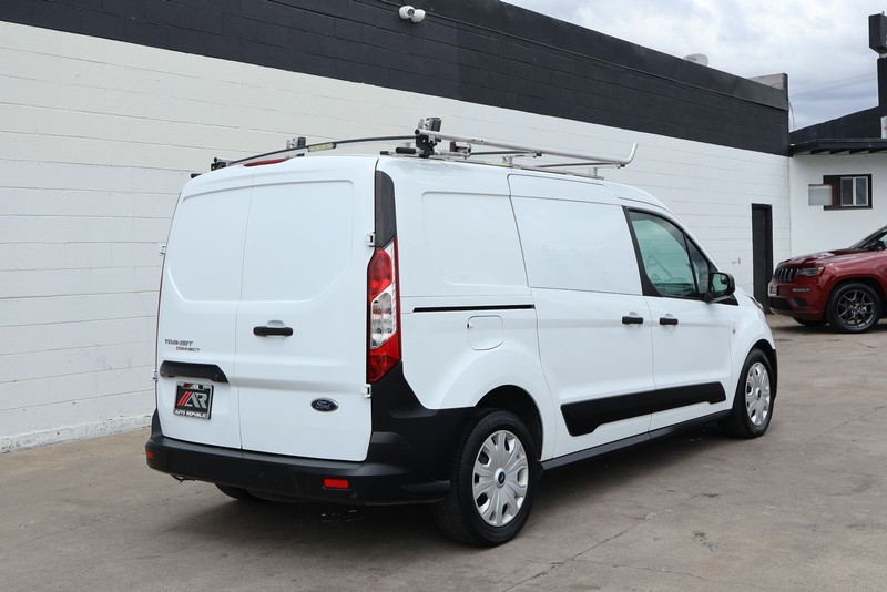 Ford Transit Connect Van Vehicle Full-screen Gallery Image 05