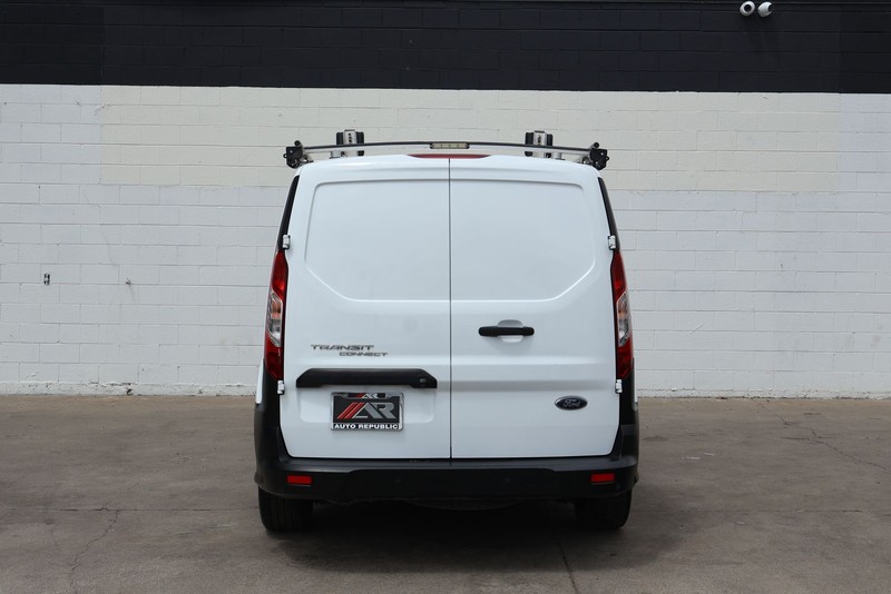 Ford Transit Connect Van Vehicle Full-screen Gallery Image 06