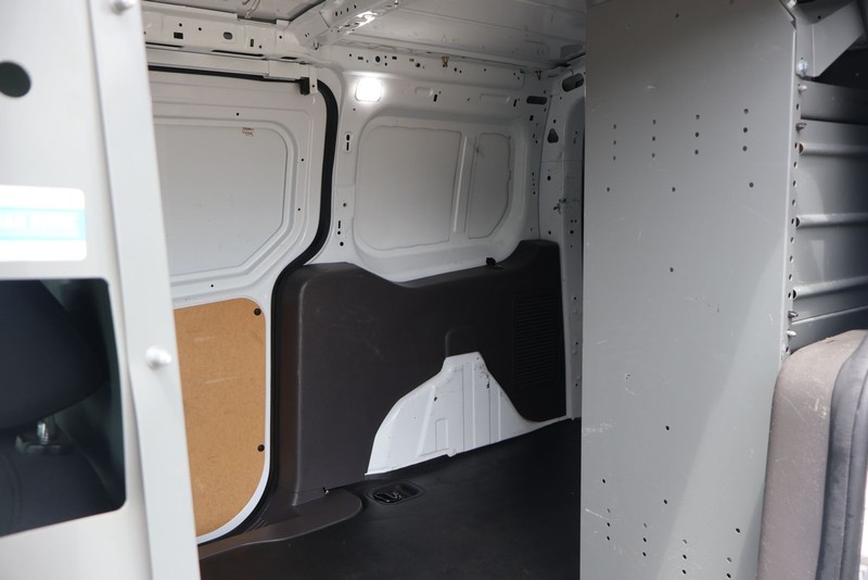 Ford Transit Connect Van Vehicle Full-screen Gallery Image 13