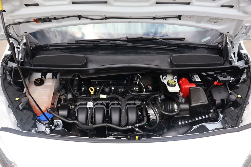 Ford Transit Connect Van Vehicle Full-screen Gallery Image 15