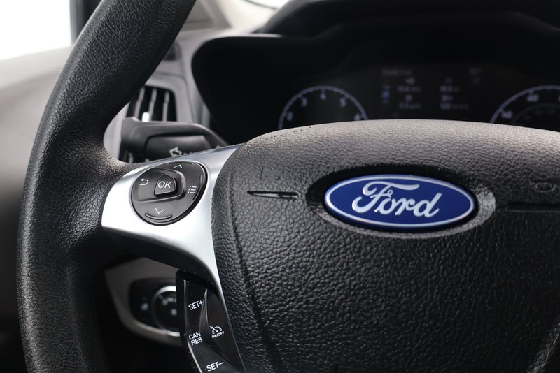 Ford Transit Connect Van Vehicle Full-screen Gallery Image 26