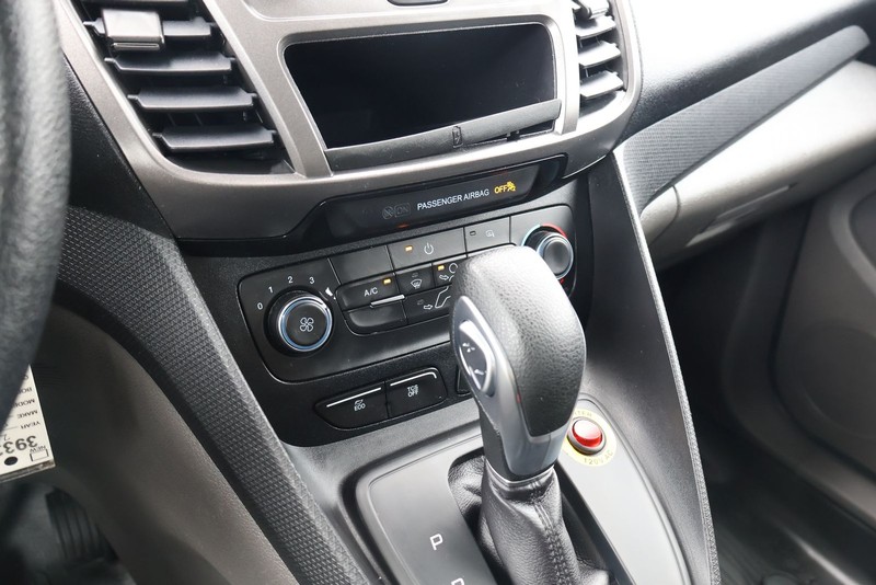 Ford Transit Connect Van Vehicle Full-screen Gallery Image 30