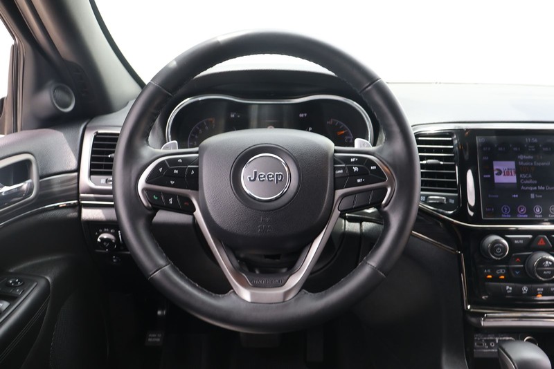 Jeep Grand Cherokee Vehicle Full-screen Gallery Image 25