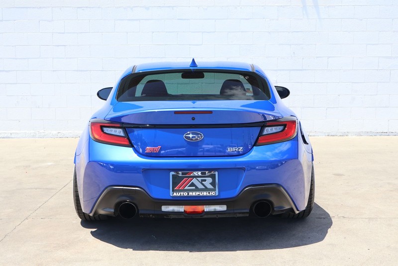 Subaru BRZ Vehicle Full-screen Gallery Image 06