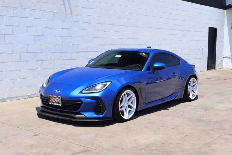 Subaru BRZ Vehicle Full-screen Gallery Image 11