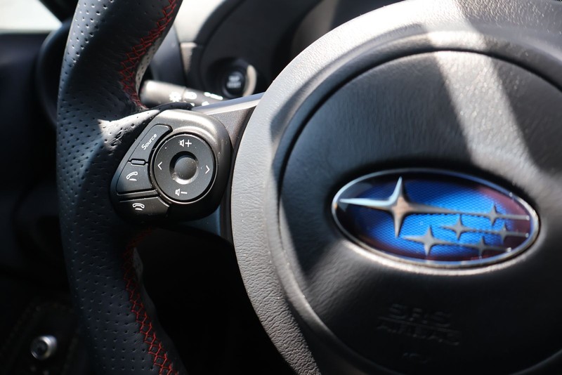Subaru BRZ Vehicle Full-screen Gallery Image 24