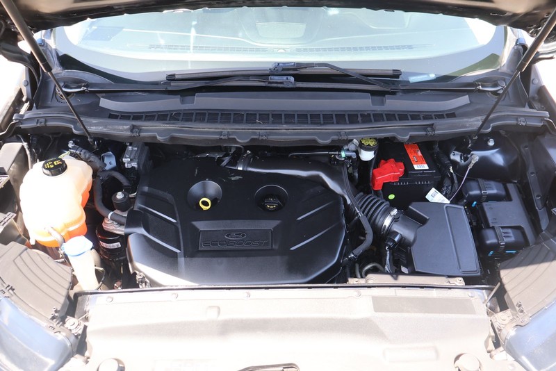 Ford Edge Vehicle Full-screen Gallery Image 12